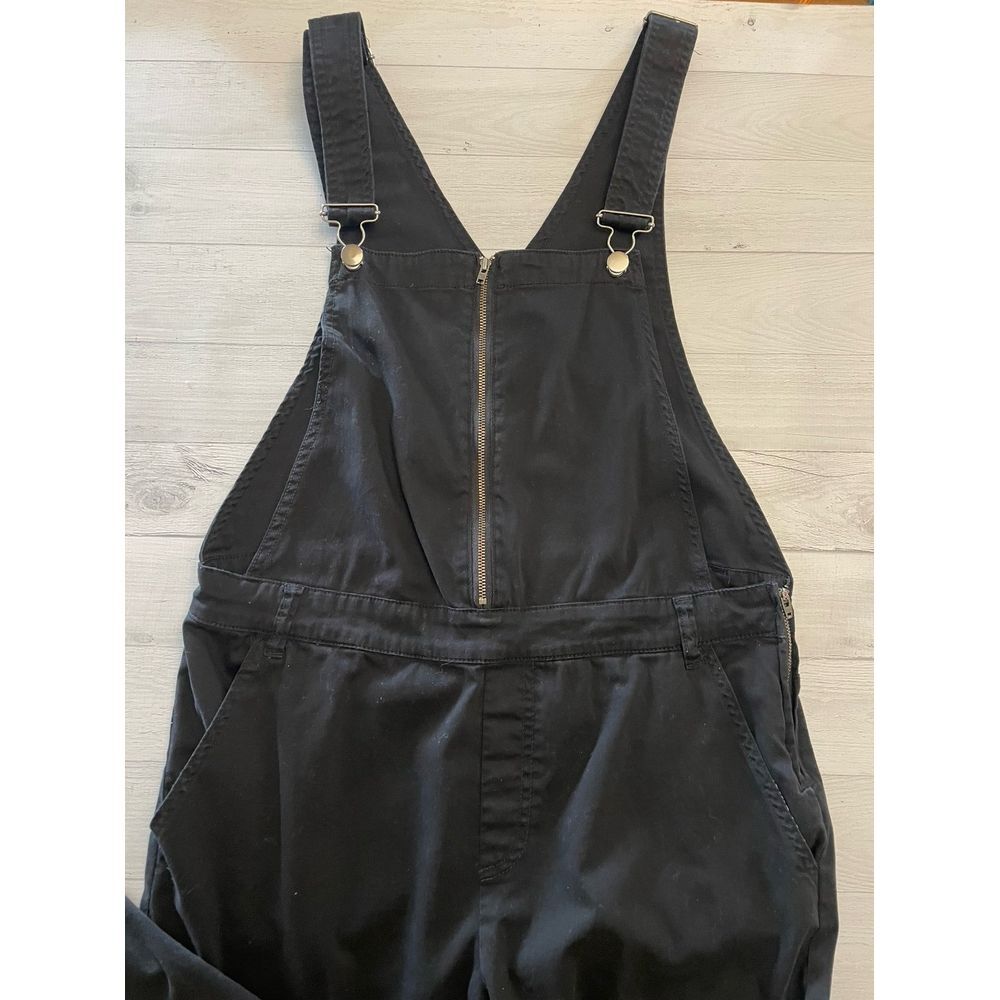 Urban Outfitters BDG black‎ overalls size womens 6